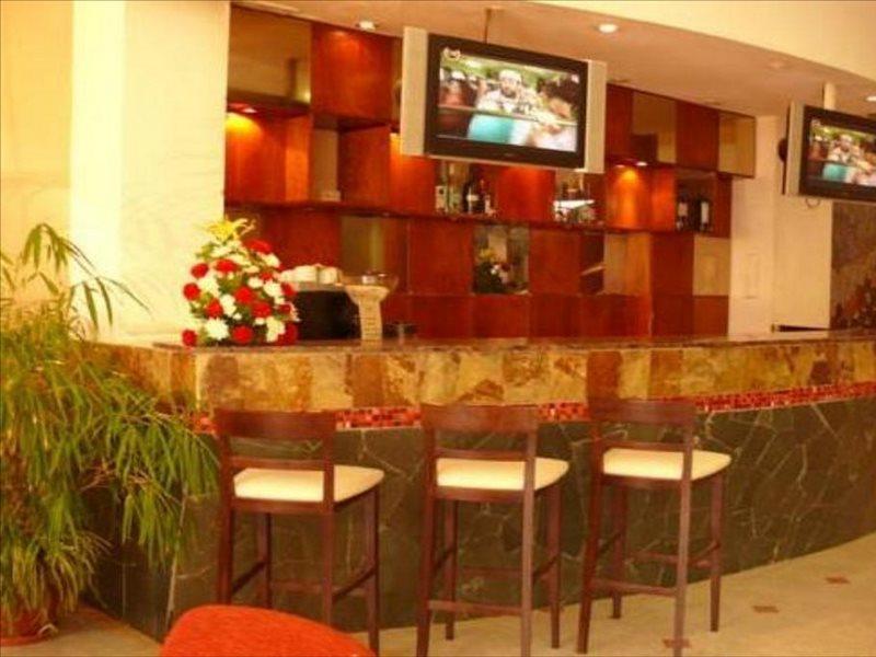 Ohasis Hotel Jujuy & Spa Сан-Сальвадор-де-Жужуй Екстер'єр фото