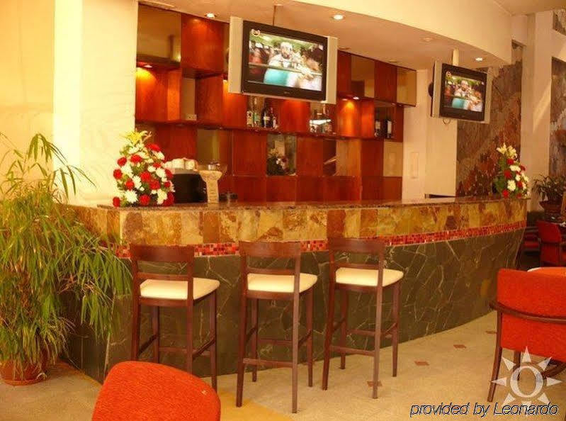 Ohasis Hotel Jujuy & Spa Сан-Сальвадор-де-Жужуй Екстер'єр фото